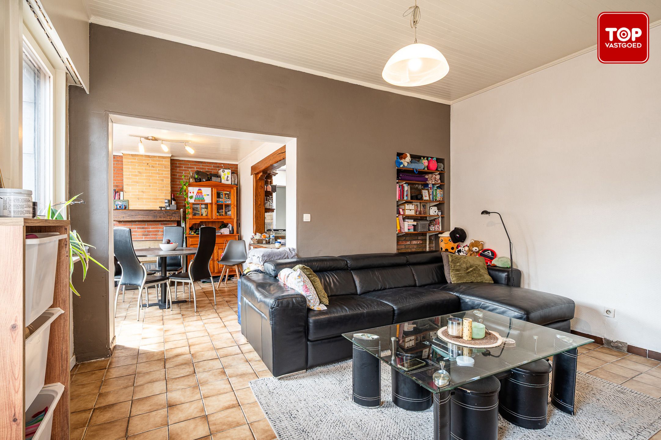 Halfopen bebouwing dichtbij centrum Waarschoot foto 6