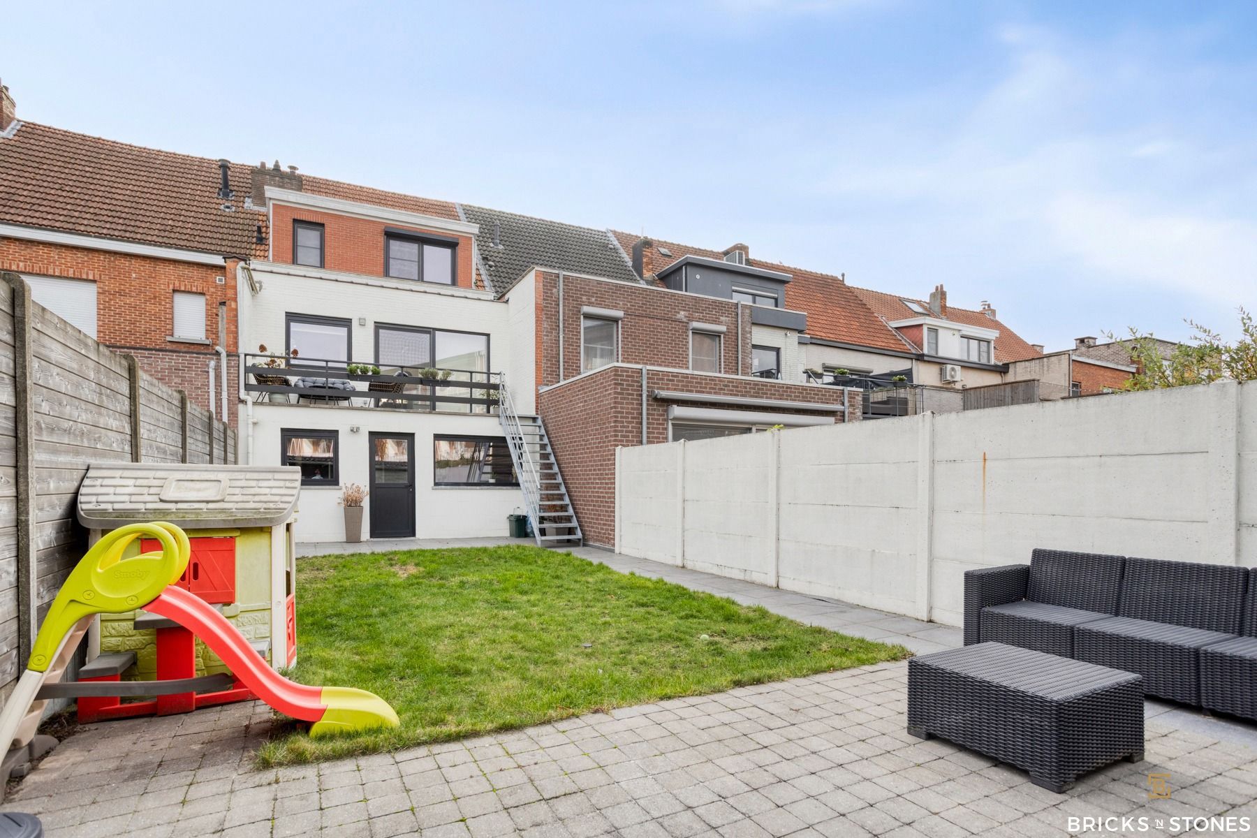 Knappe bel-etage woning met tuin foto 27