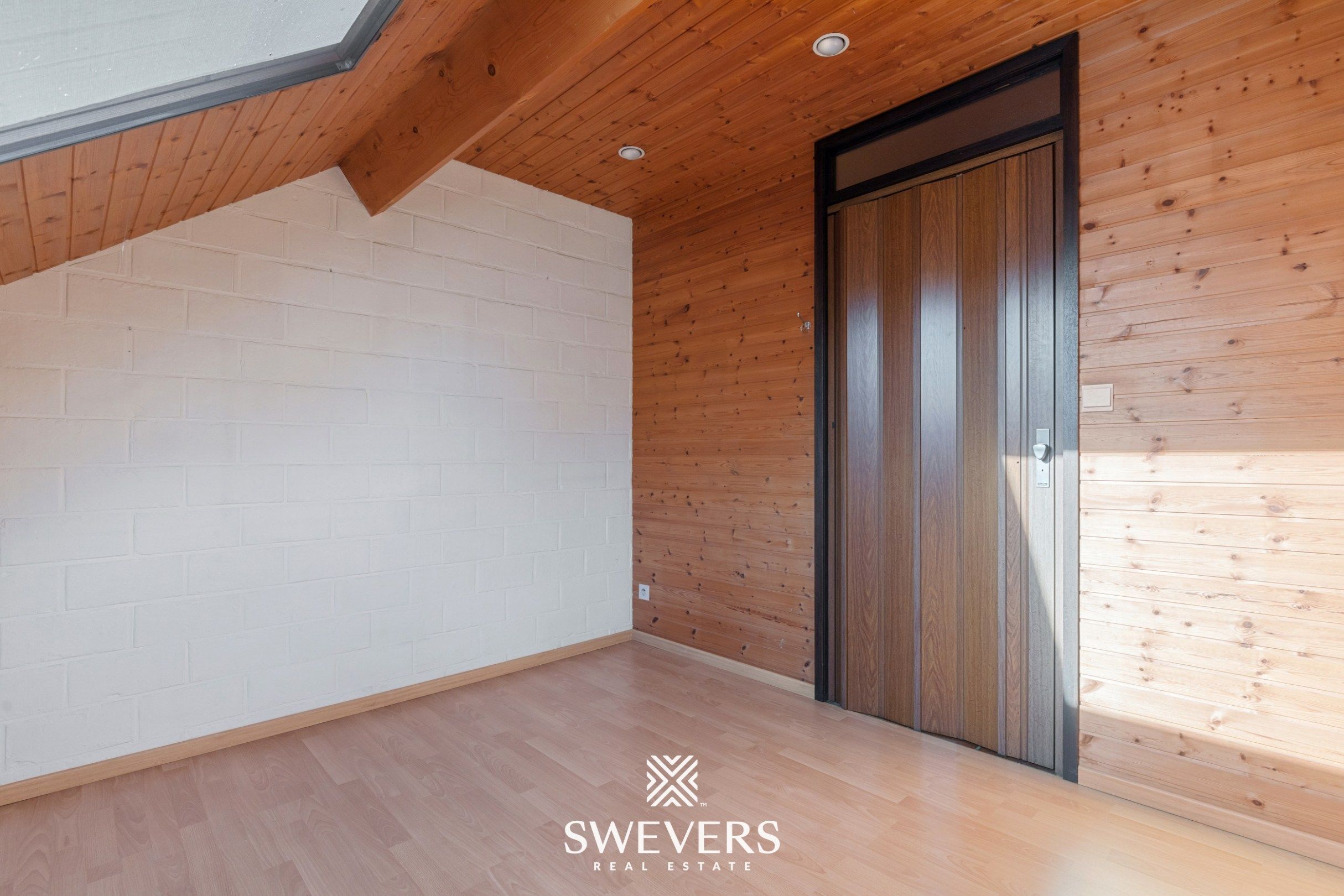 Woning met veel potentieel op 17a 46ca in de residentiële bloemenwijk te Bolderberg foto 24