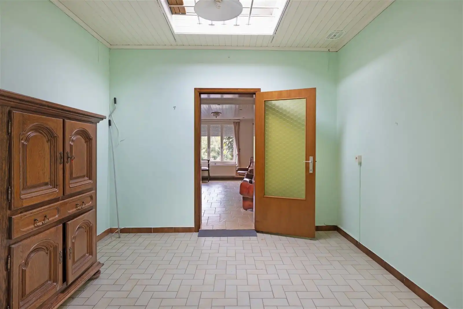 Prachtig gelegen te renoveren  Hoeve woning met stallingen en weides foto 14