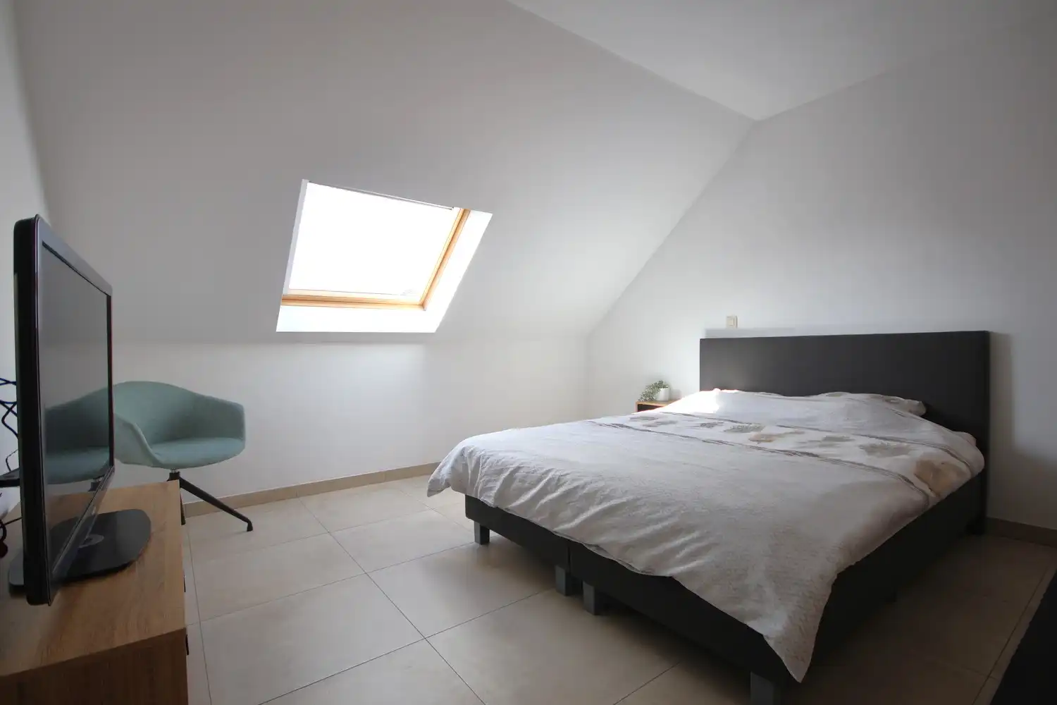 Dakappartement met 3 slaapkamers in het rustig gelegen Heers foto 4