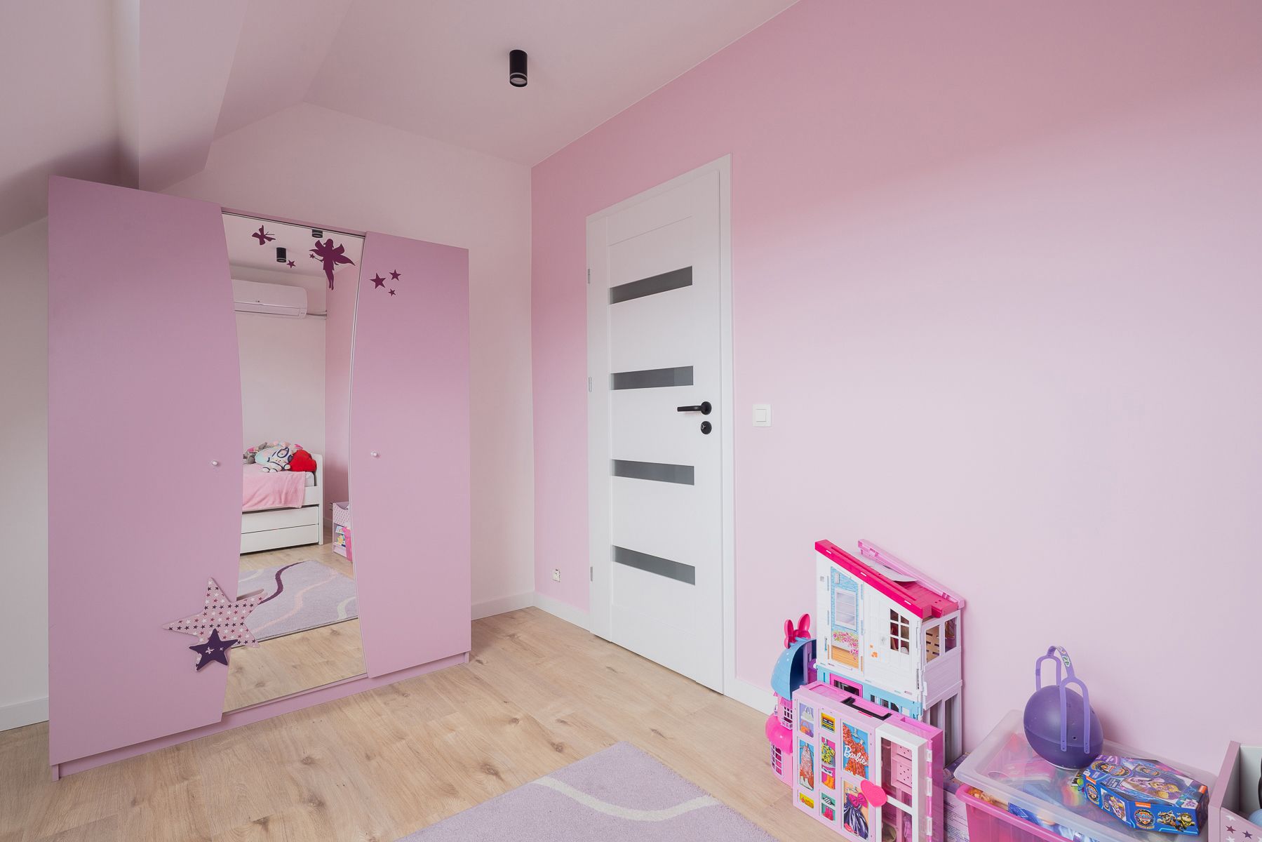 Instapklare woning met 3 (4) slaapkamers en tuin foto 17