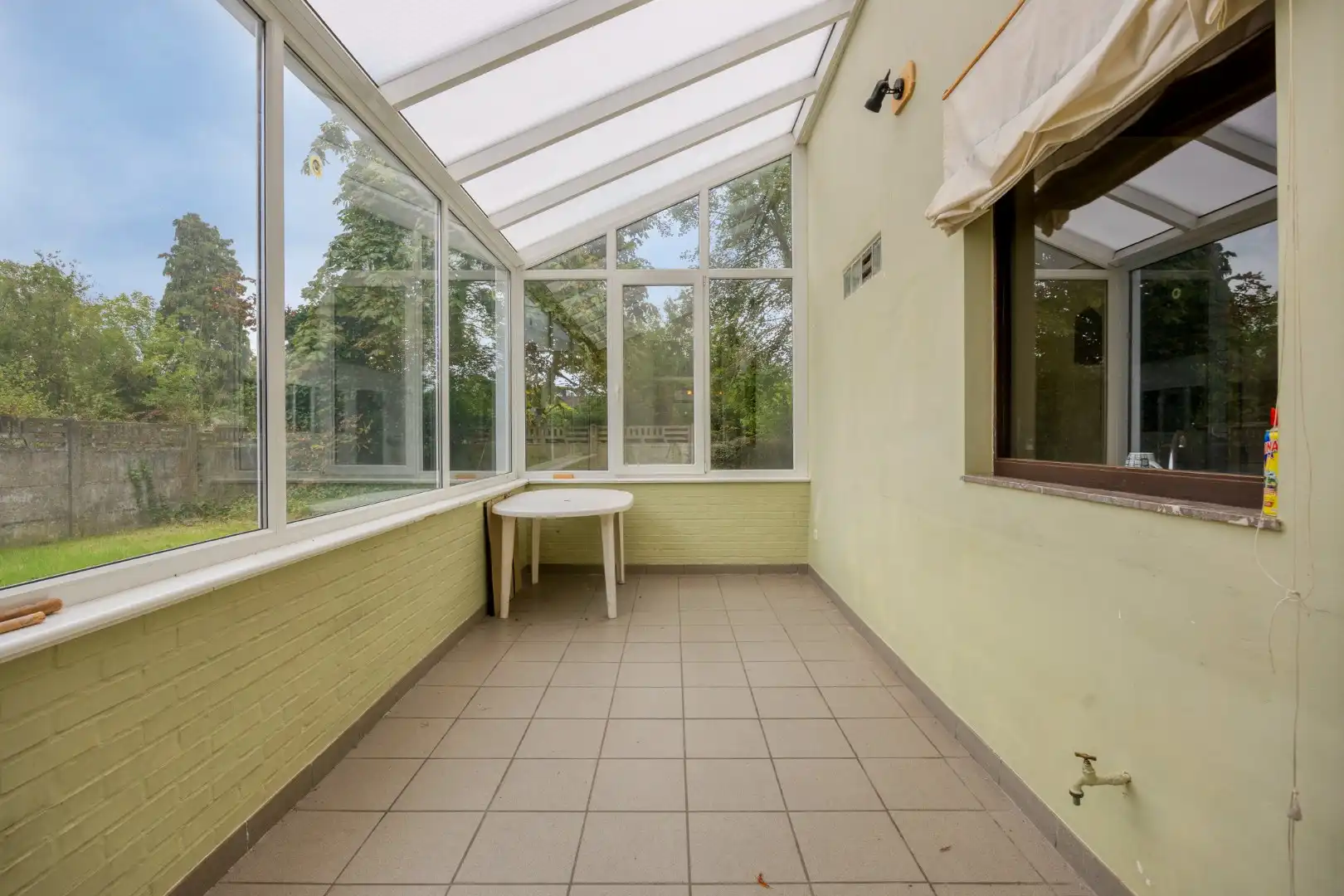 Te renoveren woning met 2 slpks op een perceel van 827 m² !  foto 10