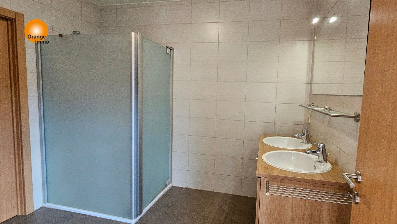 Appartement gelegen in het hartje van Maasmechelen. foto 7
