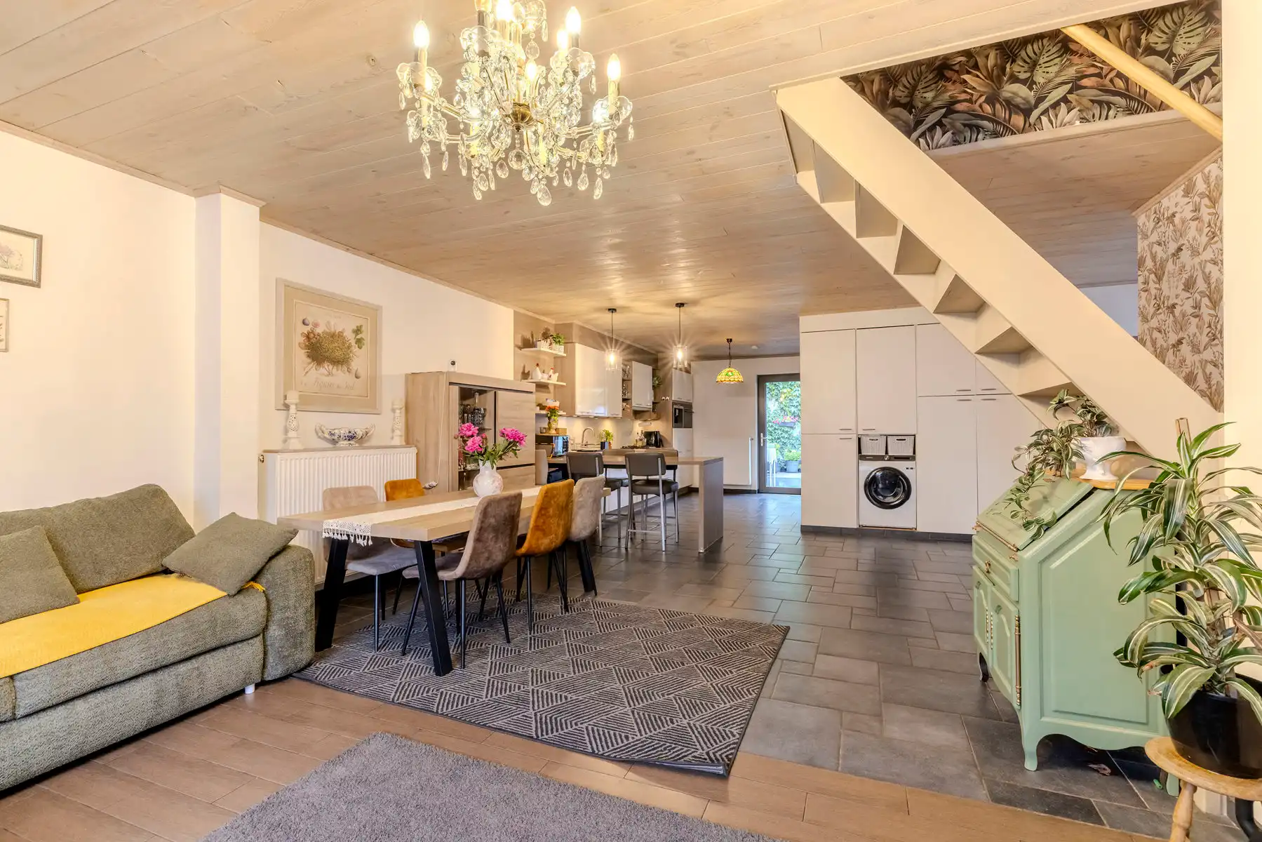 Instapklare HOB met 3 slaapkamers foto 6
