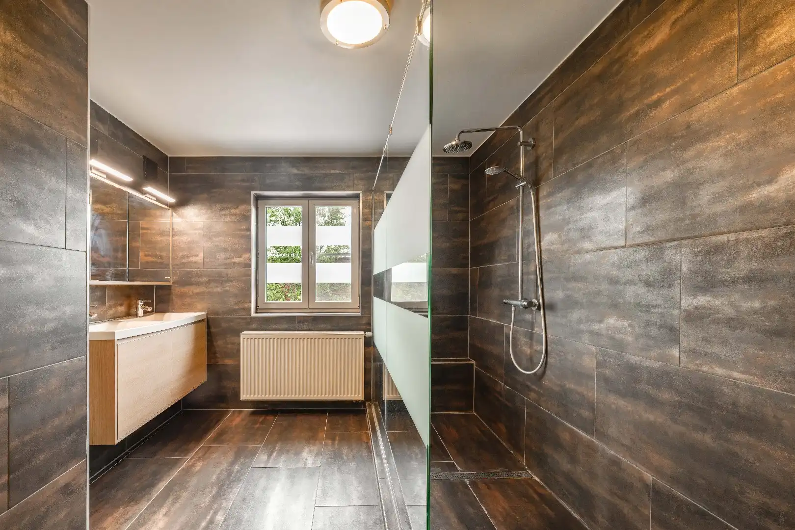 INSTAPKLARE GEZINSWONING MET 3 SLAAPKAMERS IN HARTJE AARSELE foto 16