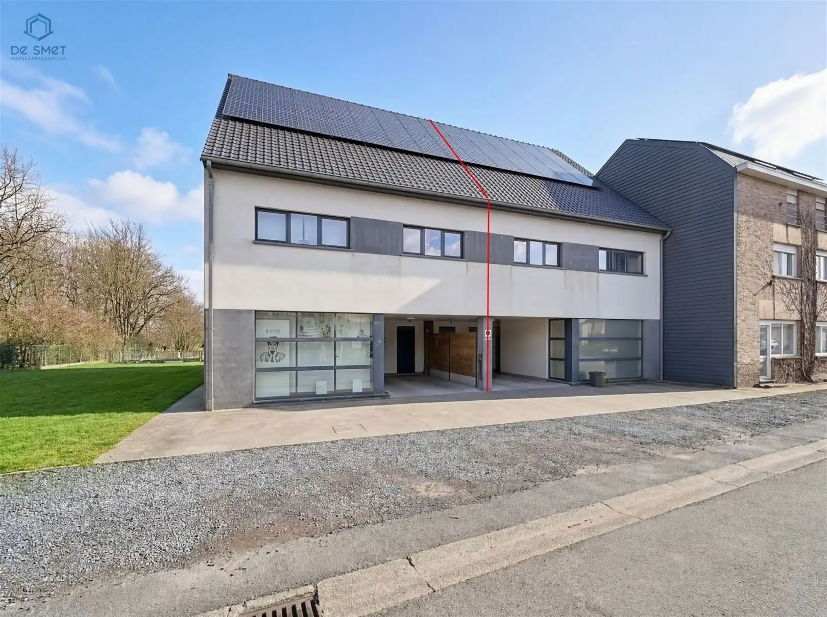 Instapklare nieuwbouwwoning met 3 slaapkamers, commerciële ruimte en ruime zolder foto 28