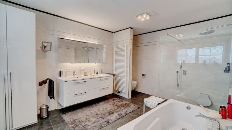 Exclusief ruim luxe-appartement van 190m² met zuiderterras van 50m² foto 13