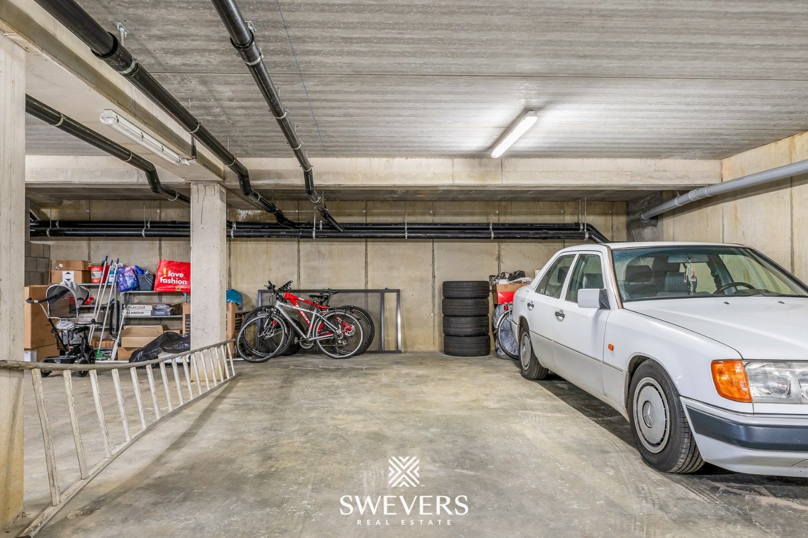 Energiezuinige en instapklare rijwoning met 3 slaapkamers en leuke tuin in hartje Koersel foto 21