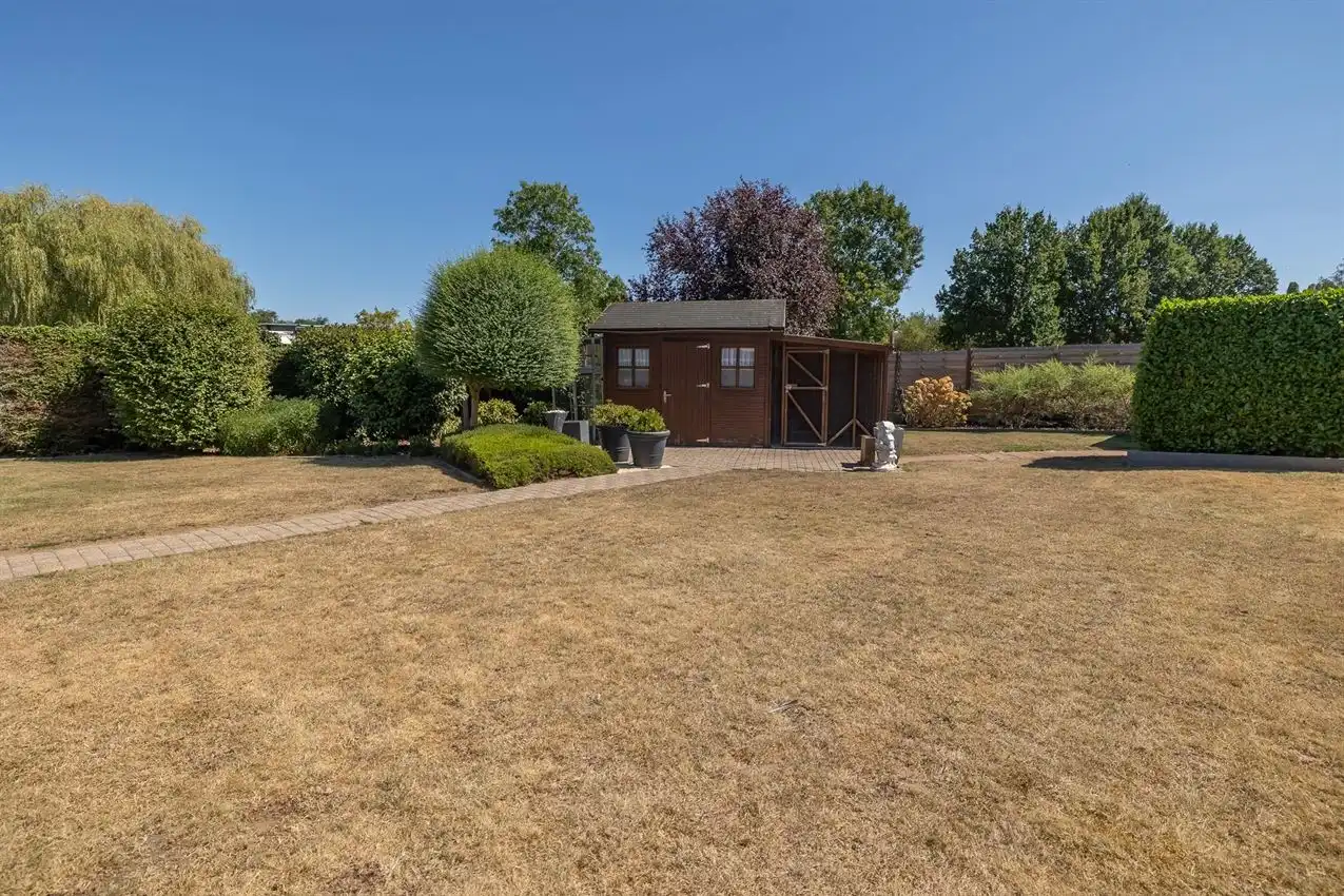 Verzorgde landelijke woning met 3slk op boogscheut E314 foto 46