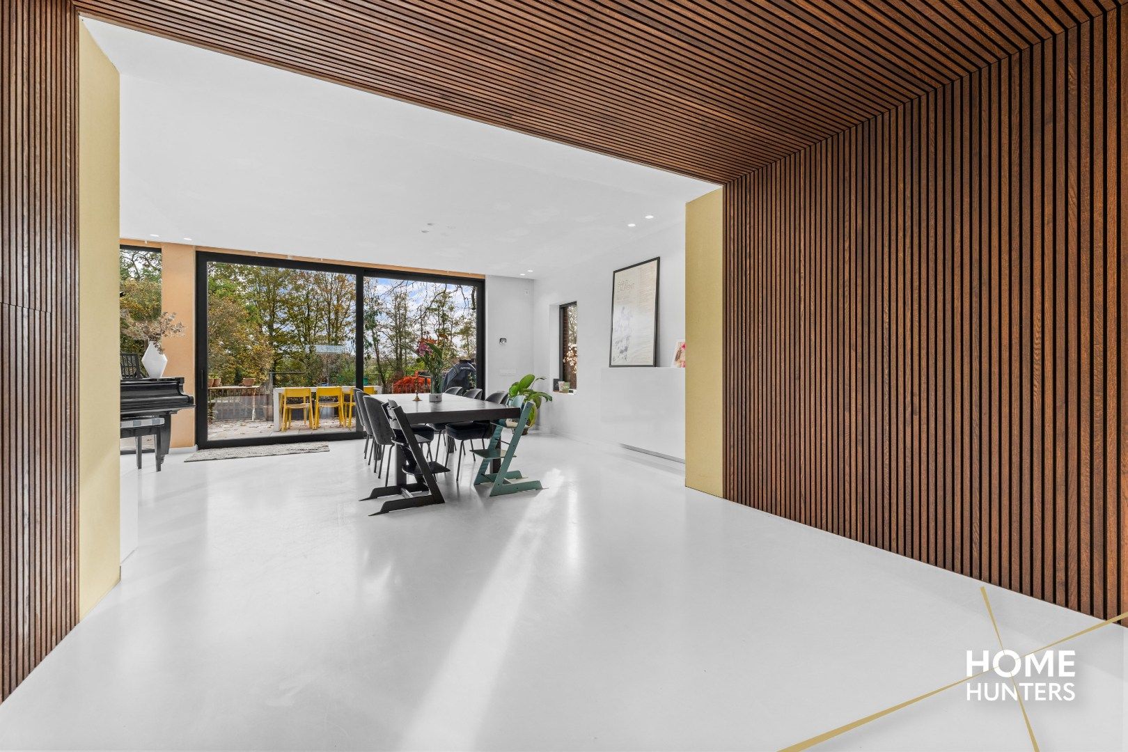 Riante villa in Zonnebeke op 8.374 m² met praktijkruimte, zwembad en volledige kelder foto 14