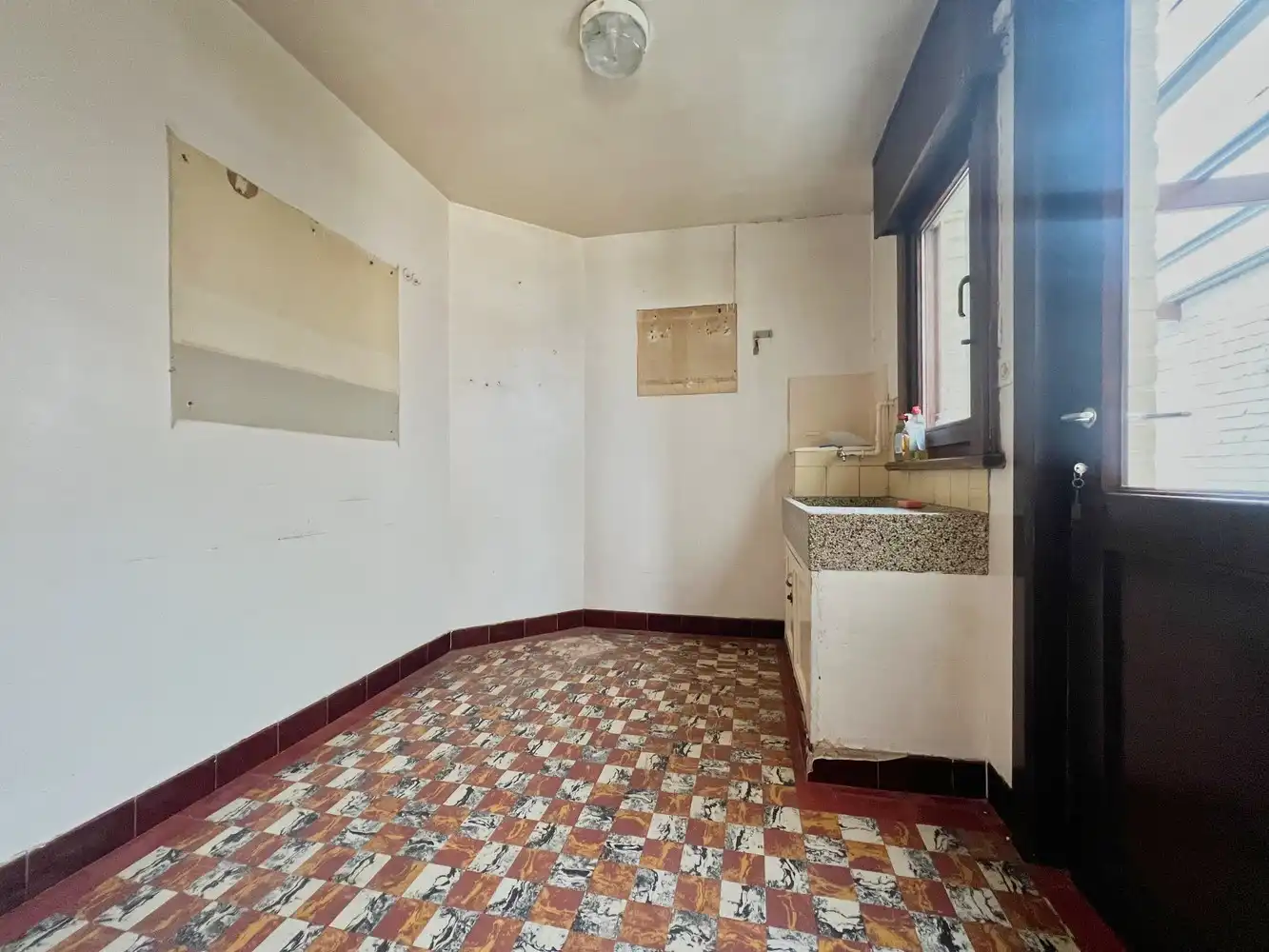 Karaktervolle gezinswoning met zonnige tuin + garage foto 5