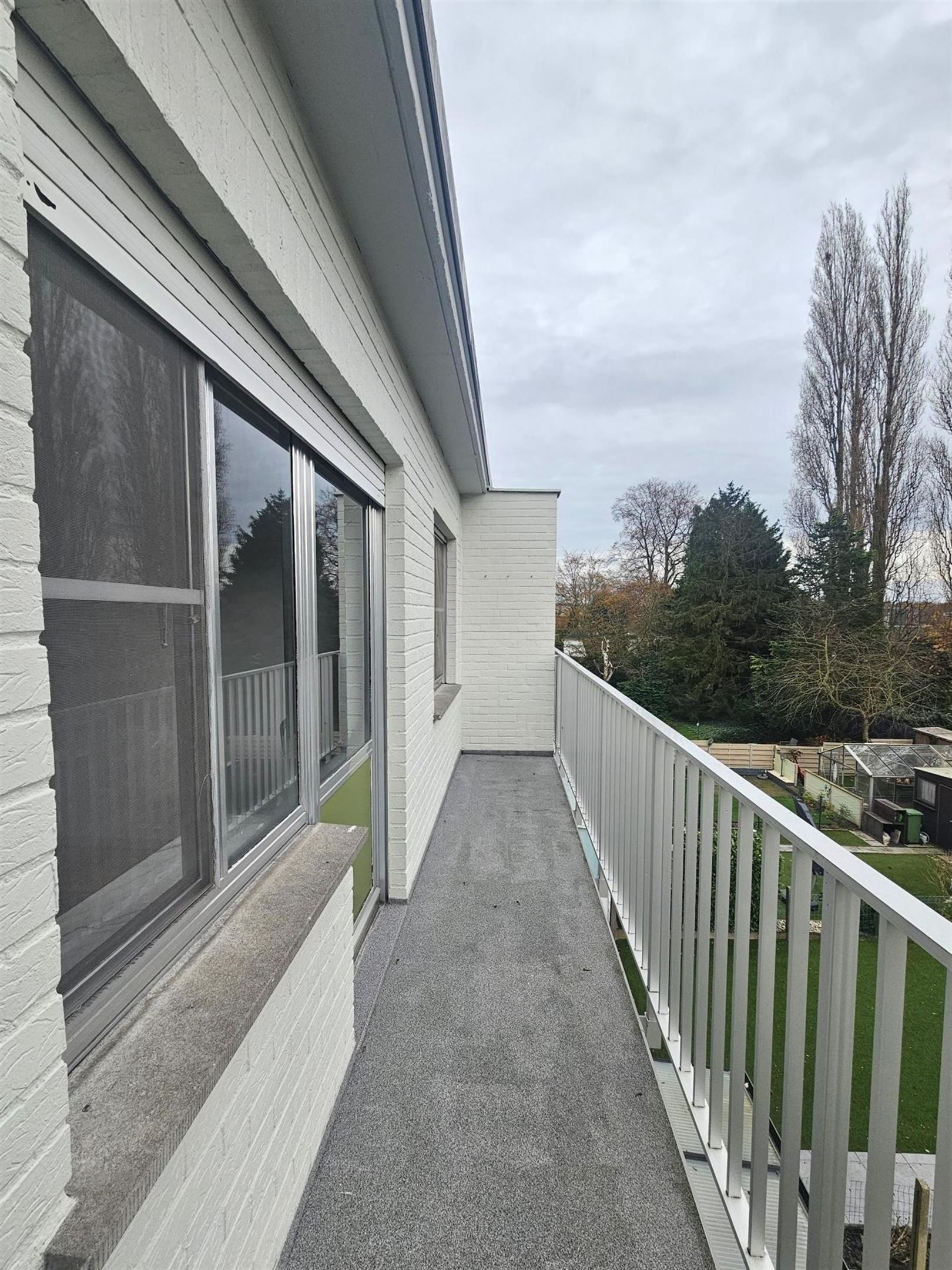 Appartement met 2slpks, 2 terrassen en garage. foto 11
