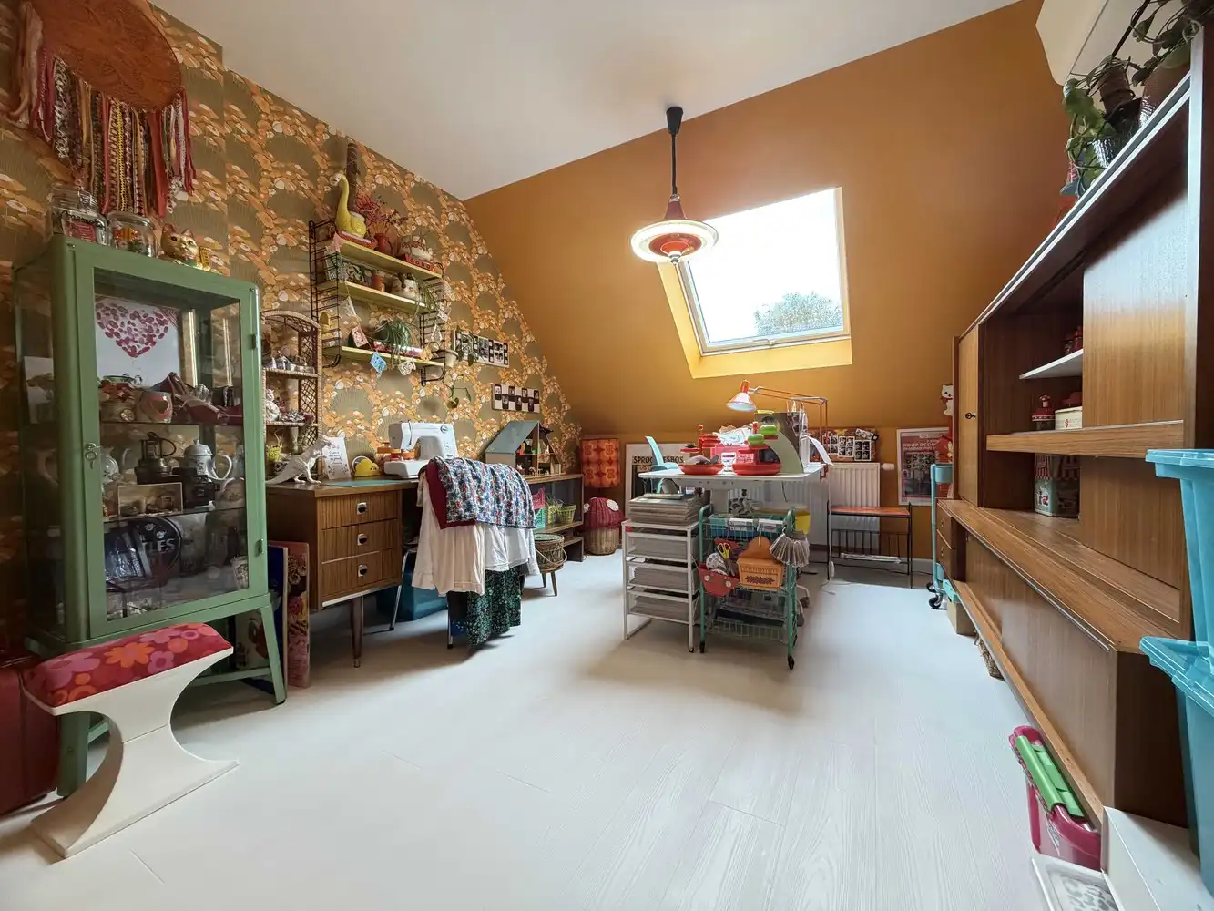 Degelijk gerenoveerde woning met minstens 5 slaapkamers en aangename tuin foto 16