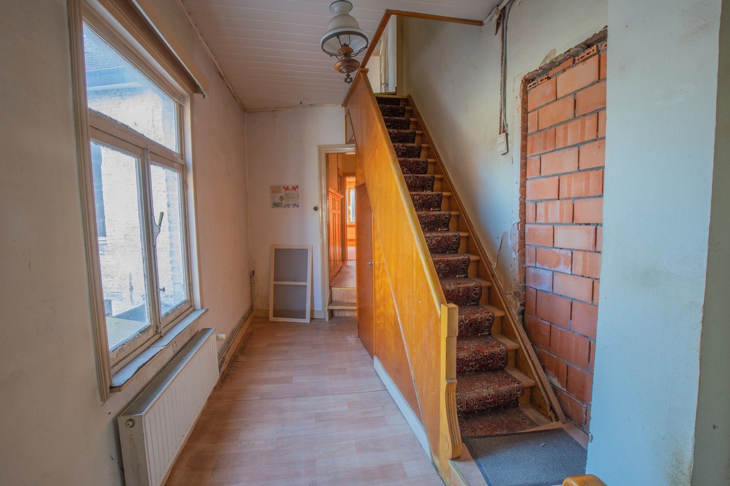 Te renoveren rijwoning in hartje Aarschot foto 8