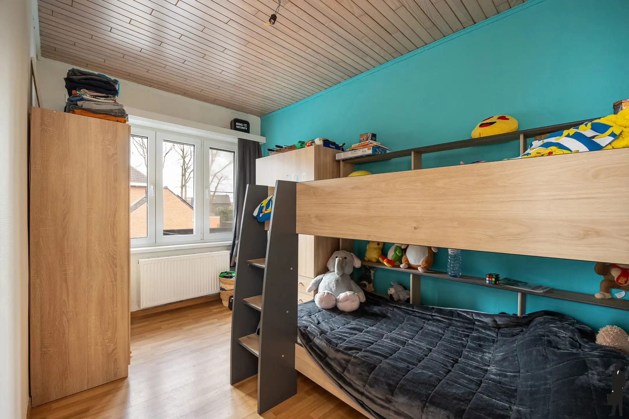 Charmante gezinswoning met aangename tuin op top locatie foto 12