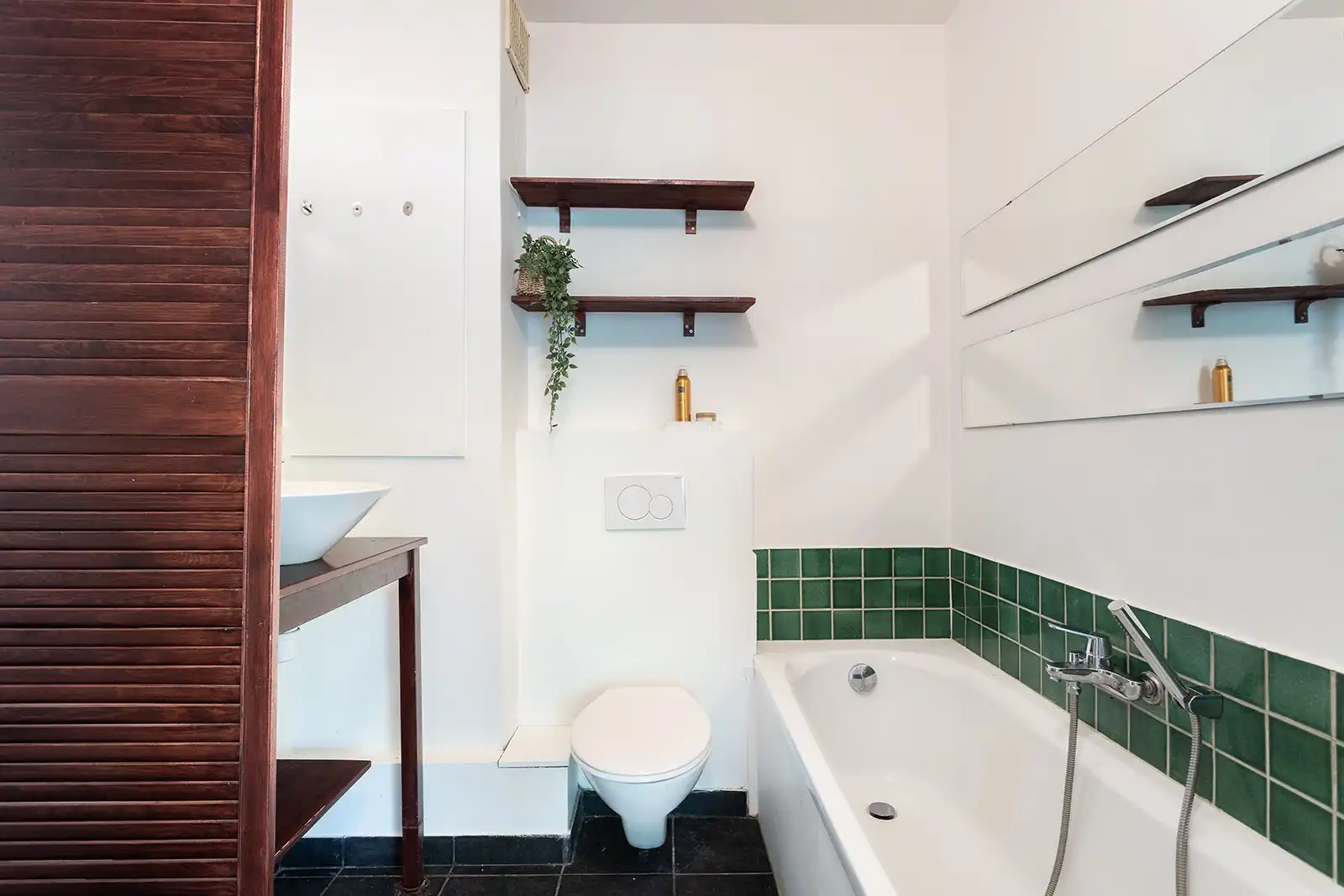 Ruim appartement met 4 slaapkamers, 2 badkamers en terras foto 21