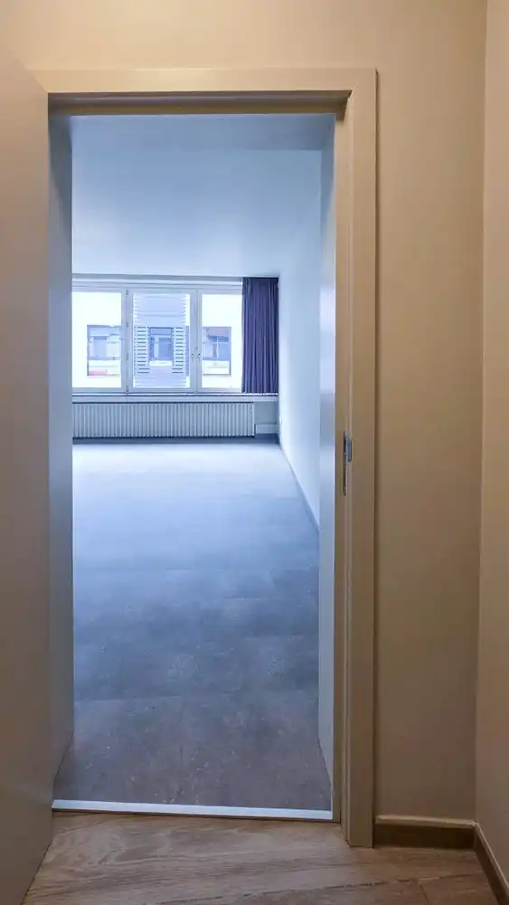 DUPLEX APPARTEMENT MET 2 SLAAPKAMERS EN TERRAS foto 4