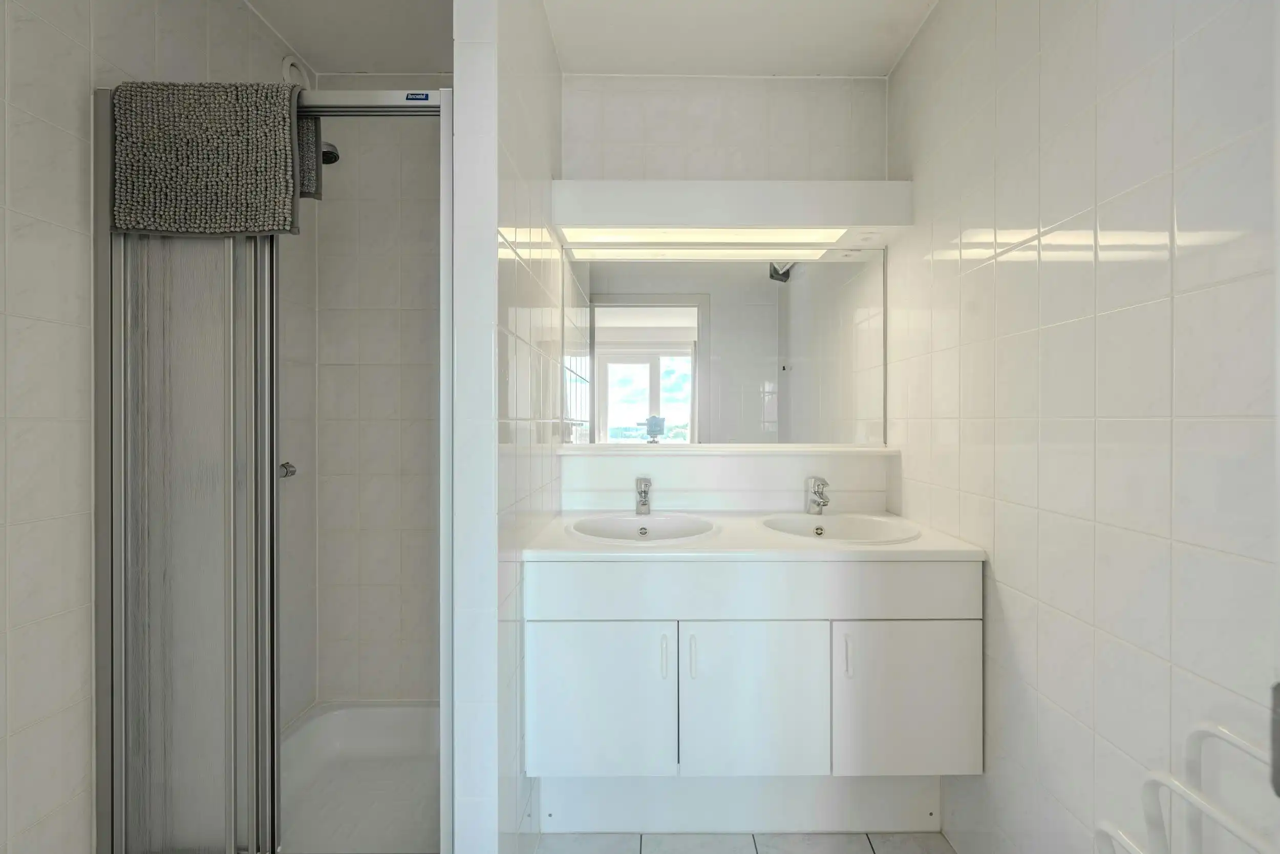 Prachtig appartement te koop met één slaapkamer en slaaphoek foto 8