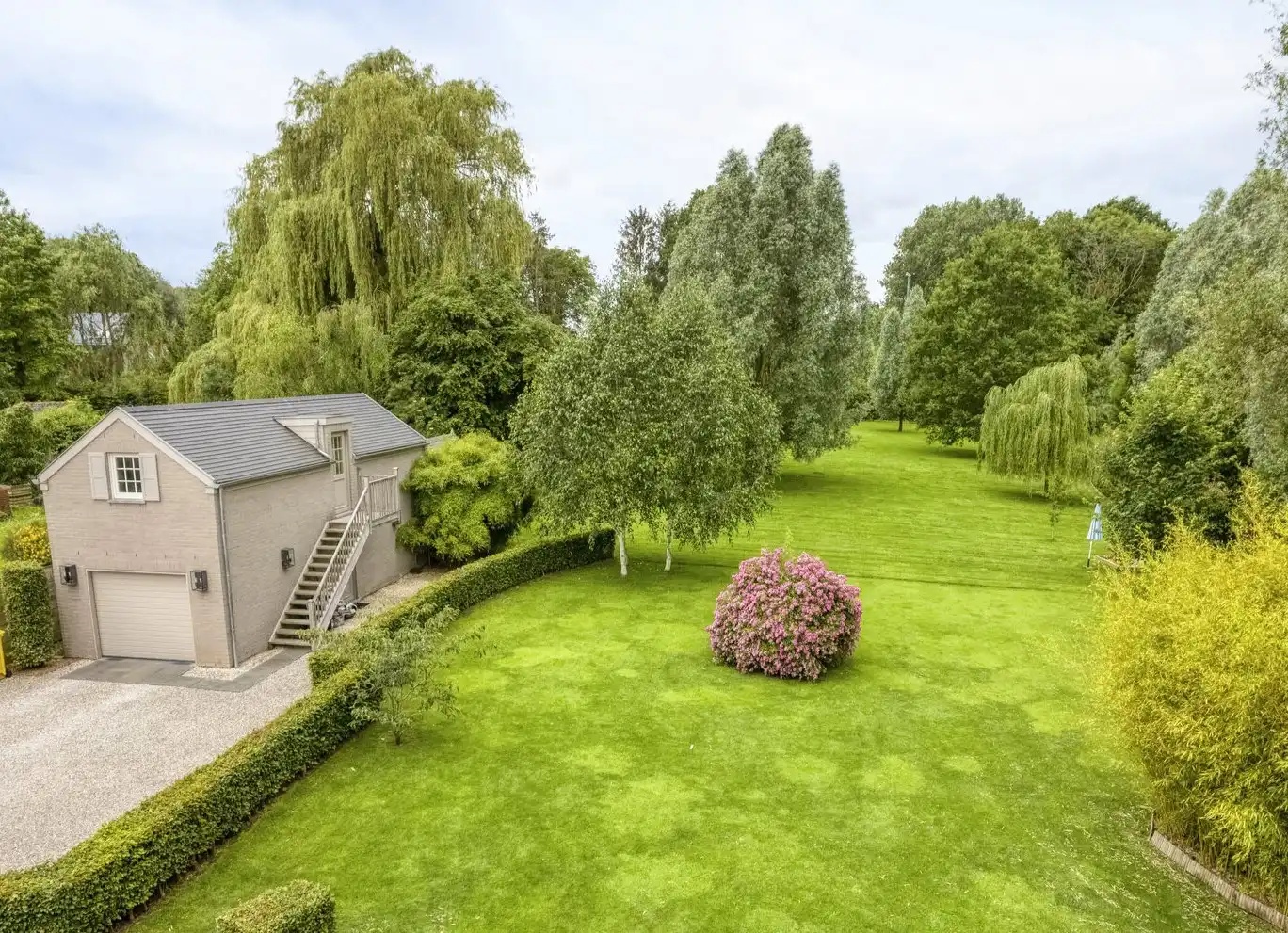 rustig gelegen klasse-VILLA met aangename leefruimtes - mooi terrein (park of weide) van 67 are foto 25
