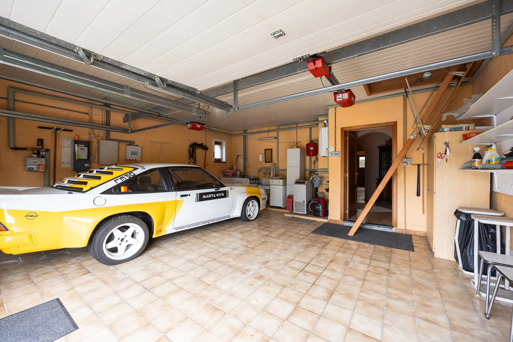 Charmante villa op perceel van 225 m² met garage foto 16