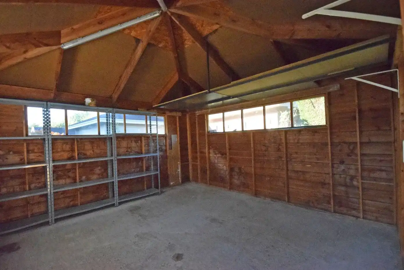 Ruime villa in Roeselare met 3 slaapkamers, tuin op het zuidwesten, garage en  carport. foto 16