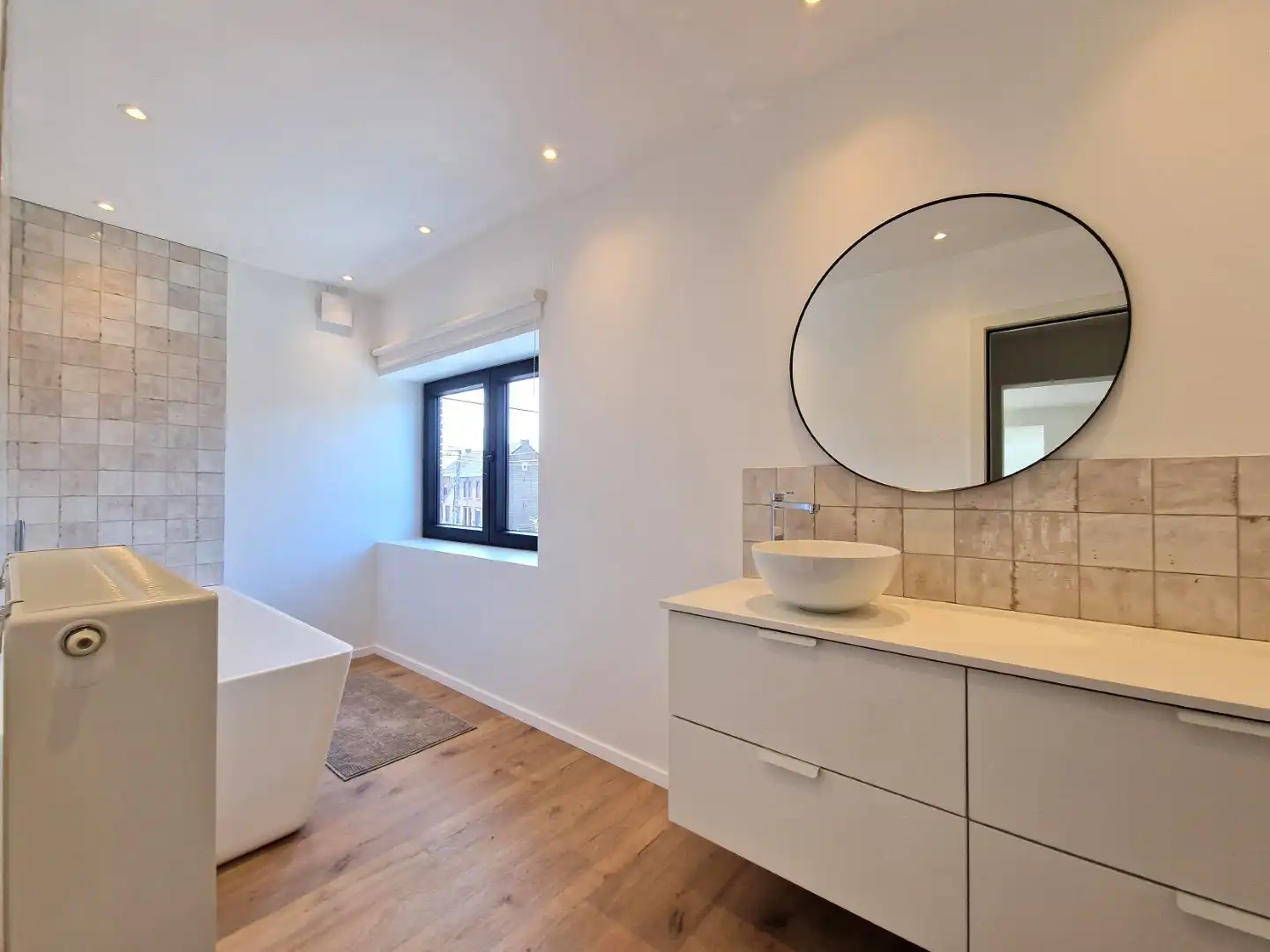 Centraal gelegen duplex-appartement te Wezemaal foto 9