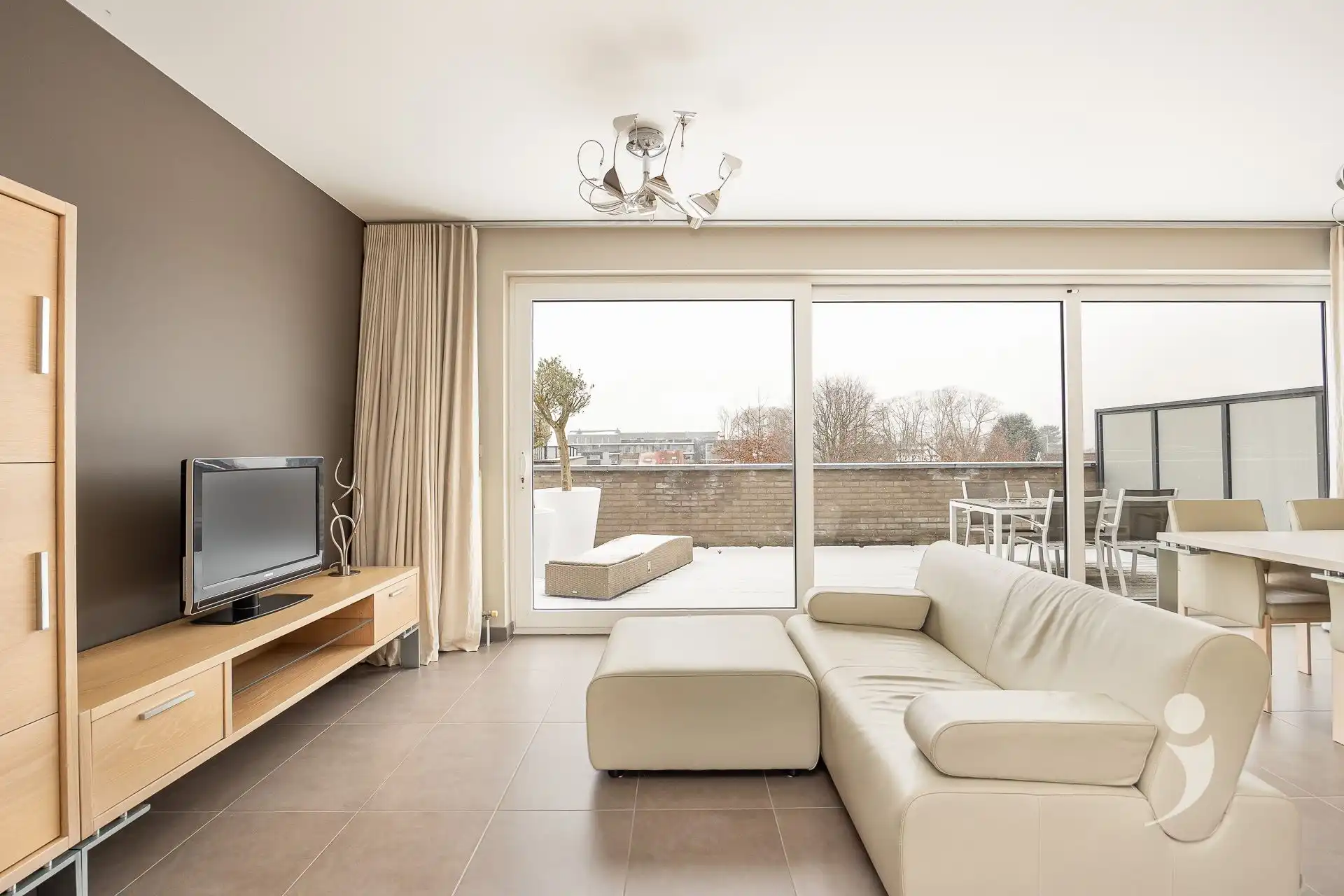 Luxueuze penthouse met ruim terras foto 19