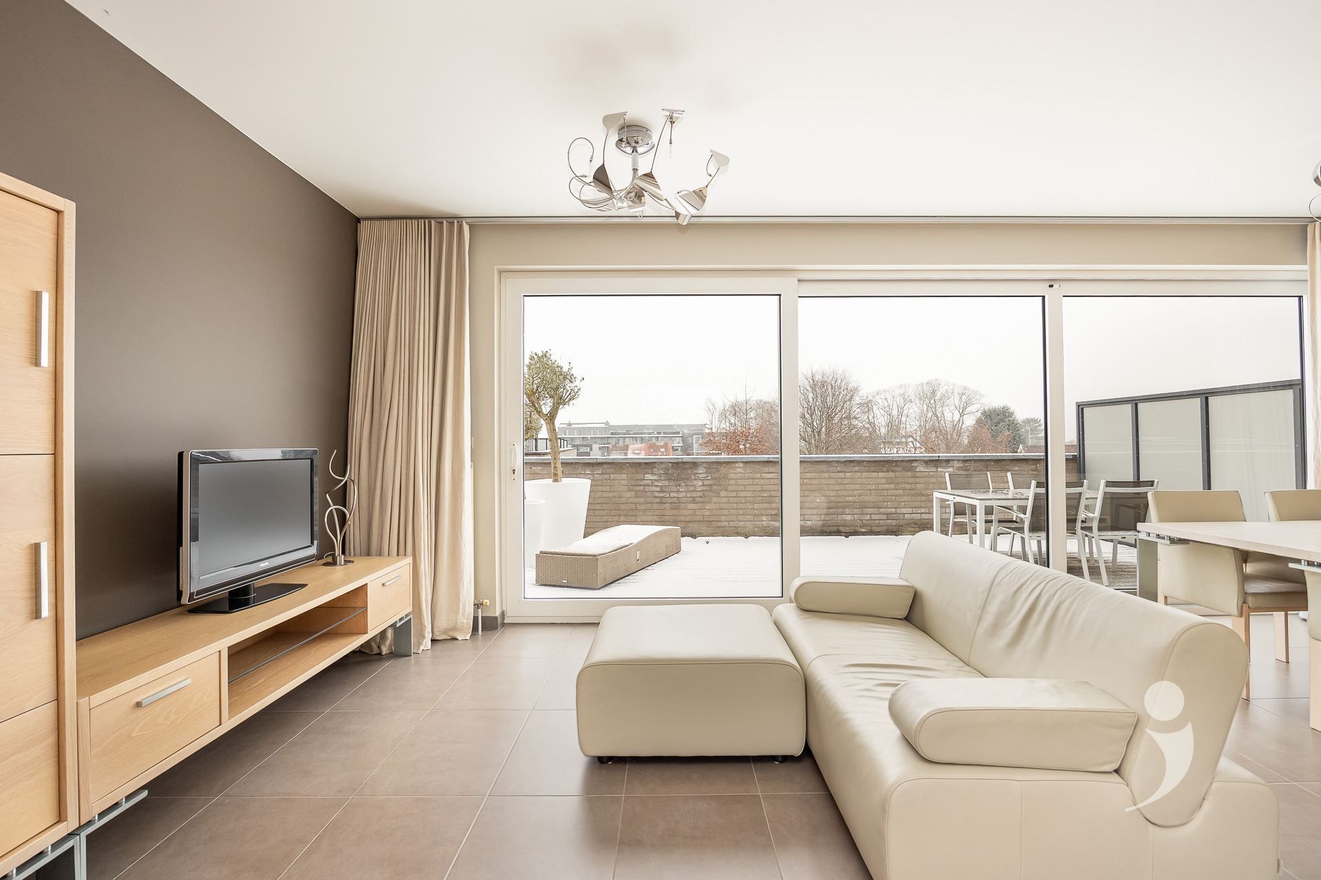 Luxueuze penthouse met ruim terras foto 19