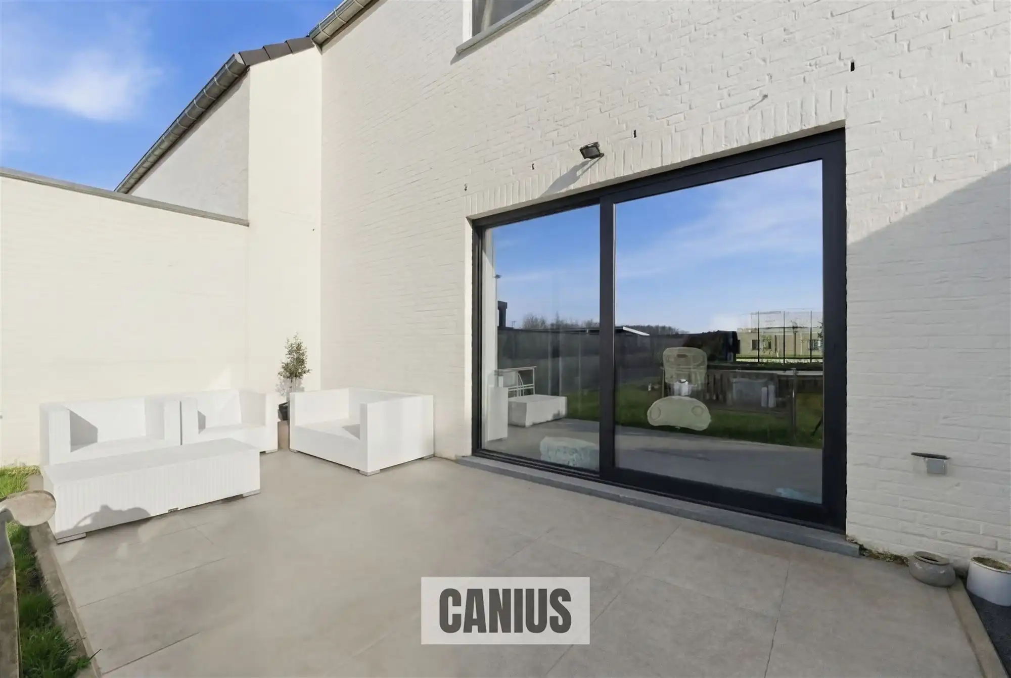 INSTAPKLARE WONING MET 3 SLKS & TUIN foto 17