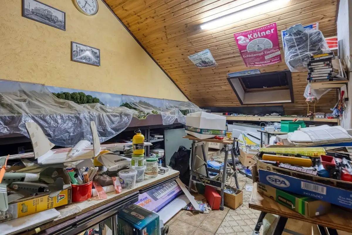 Ruime woning met 3 slaapkamers en grote tuin foto 17