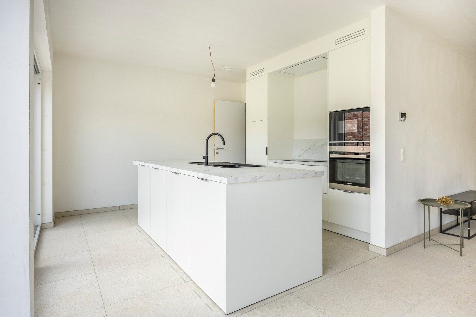 Moderne nieuwbouwwoning met 3 slaapkamers, tuin, terras en inpandige garage in Avelgem. foto 7