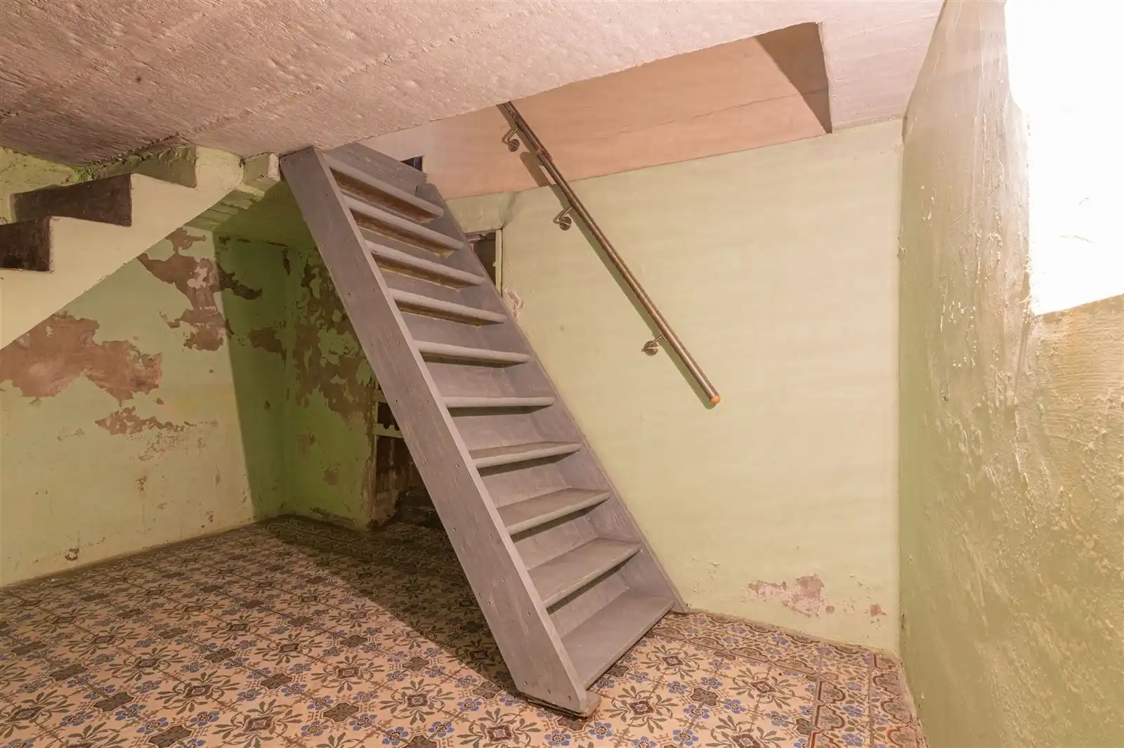 3 gevelwoning met loods (248m2) en garage foto 29