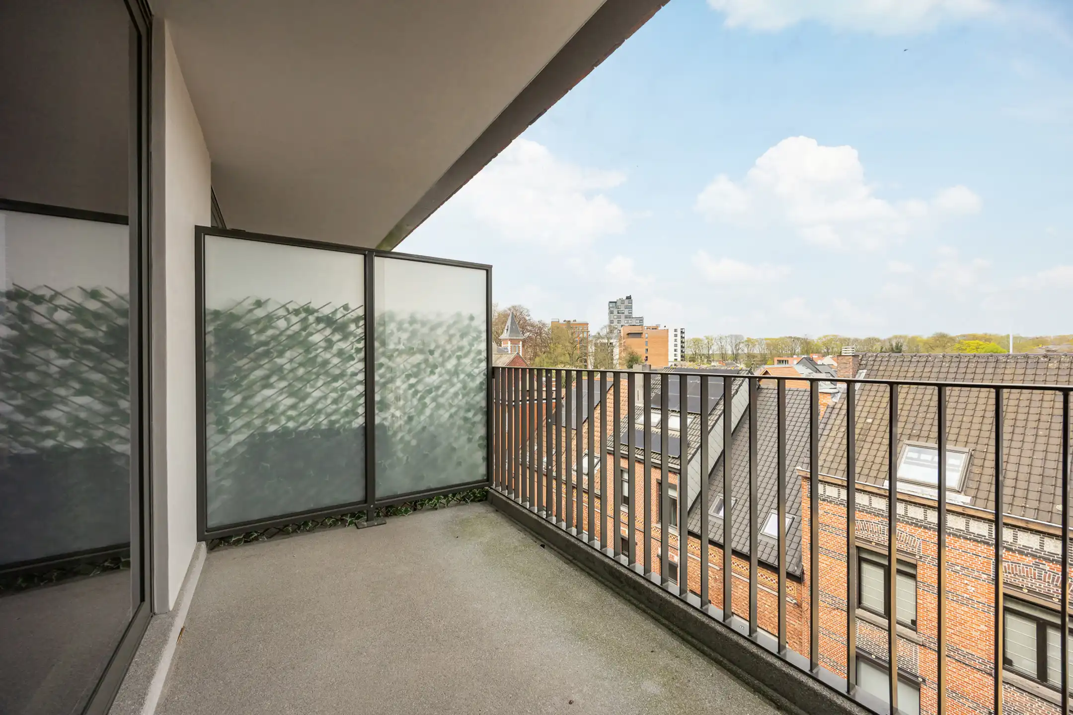 Instapklaar 1slpk app met ruim terras nabij centrum Turnhout foto 9