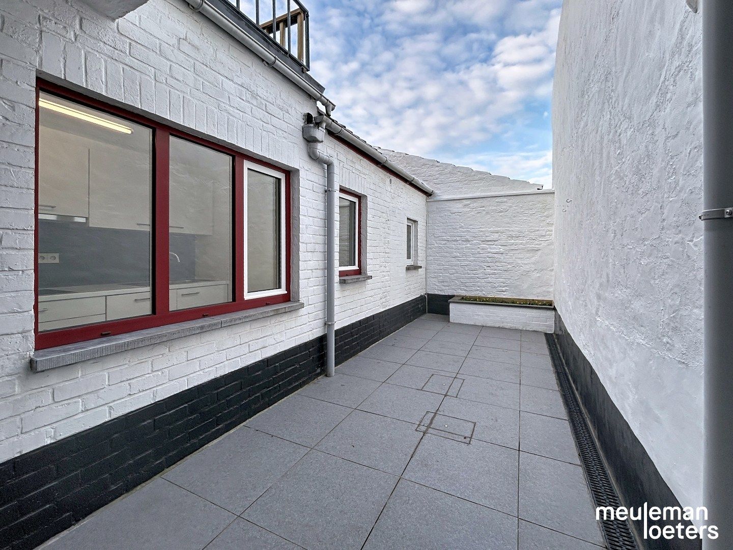 Toffe woning met twee slaapkamers en stadsterras  foto 2