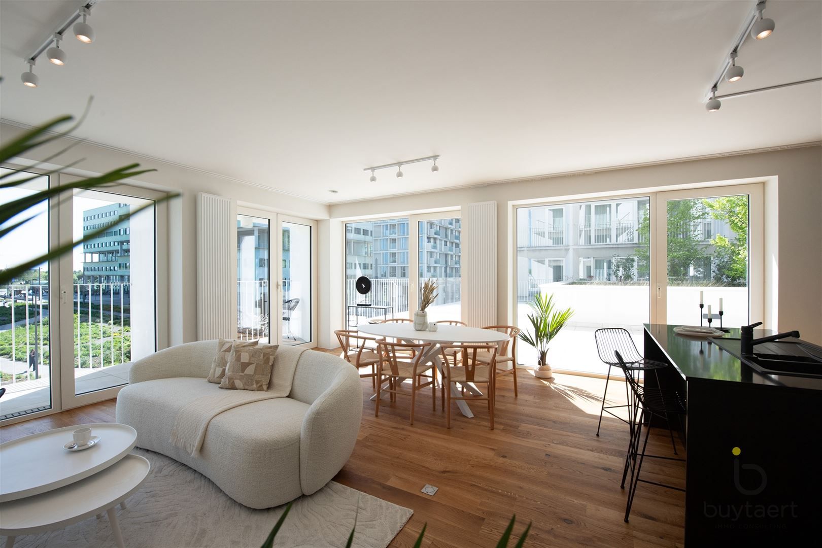 Luxe 3 slpk appartement met een gigantisch terras met zicht op het Kempisch dok. foto 15