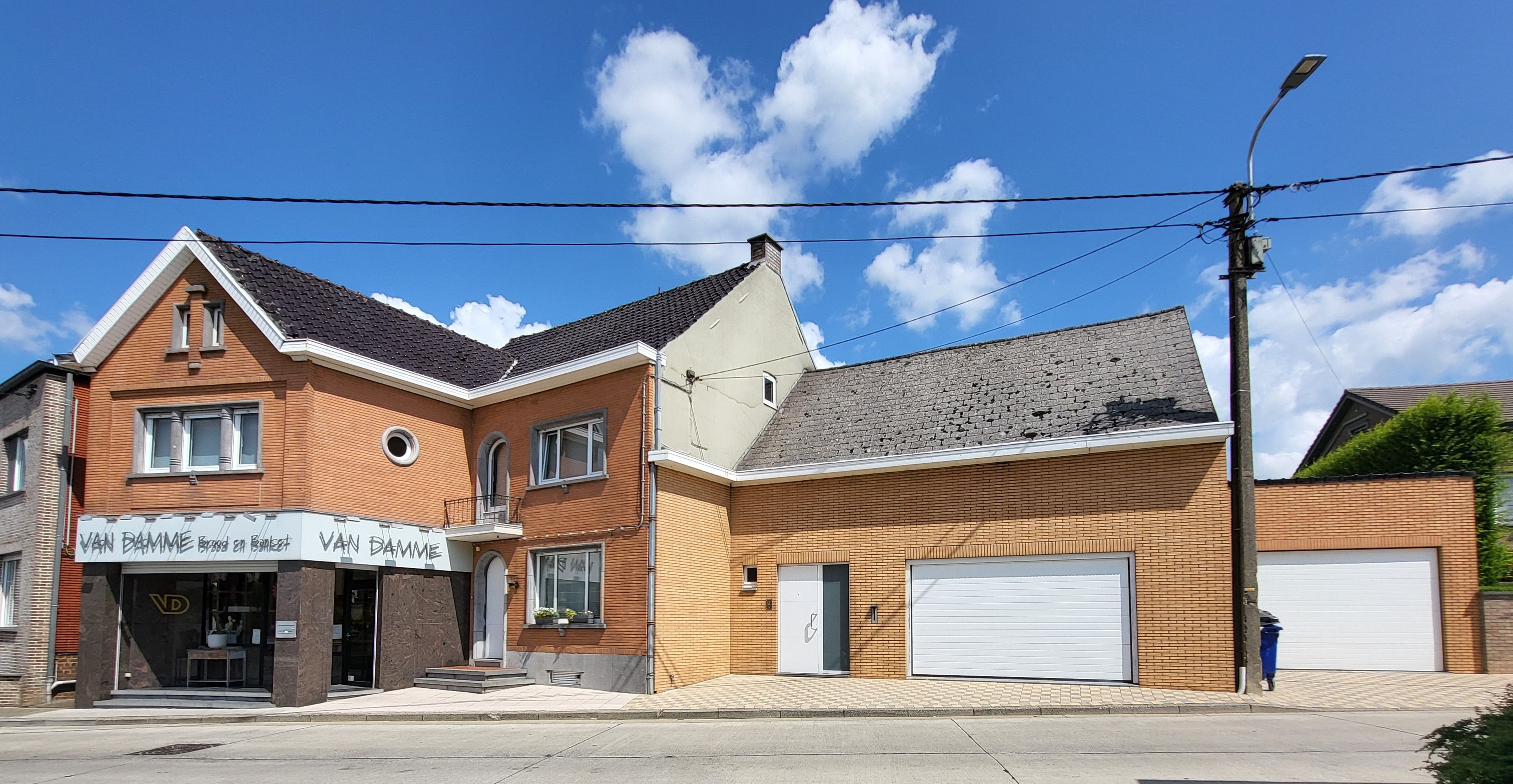 Hoofdfoto van de publicatie: Ruime en veelzijdige woning met grote tuin in het charmante Sint-Maria-Lierde