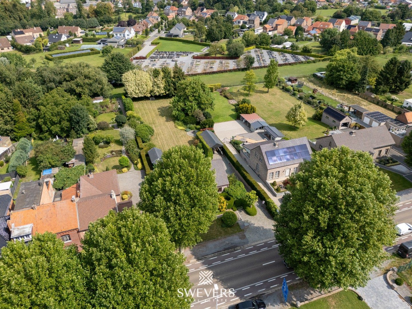 Ruime woning ( 345 m2 ) met 4 SLPK op prachtig perceel van 21a50ca foto 31