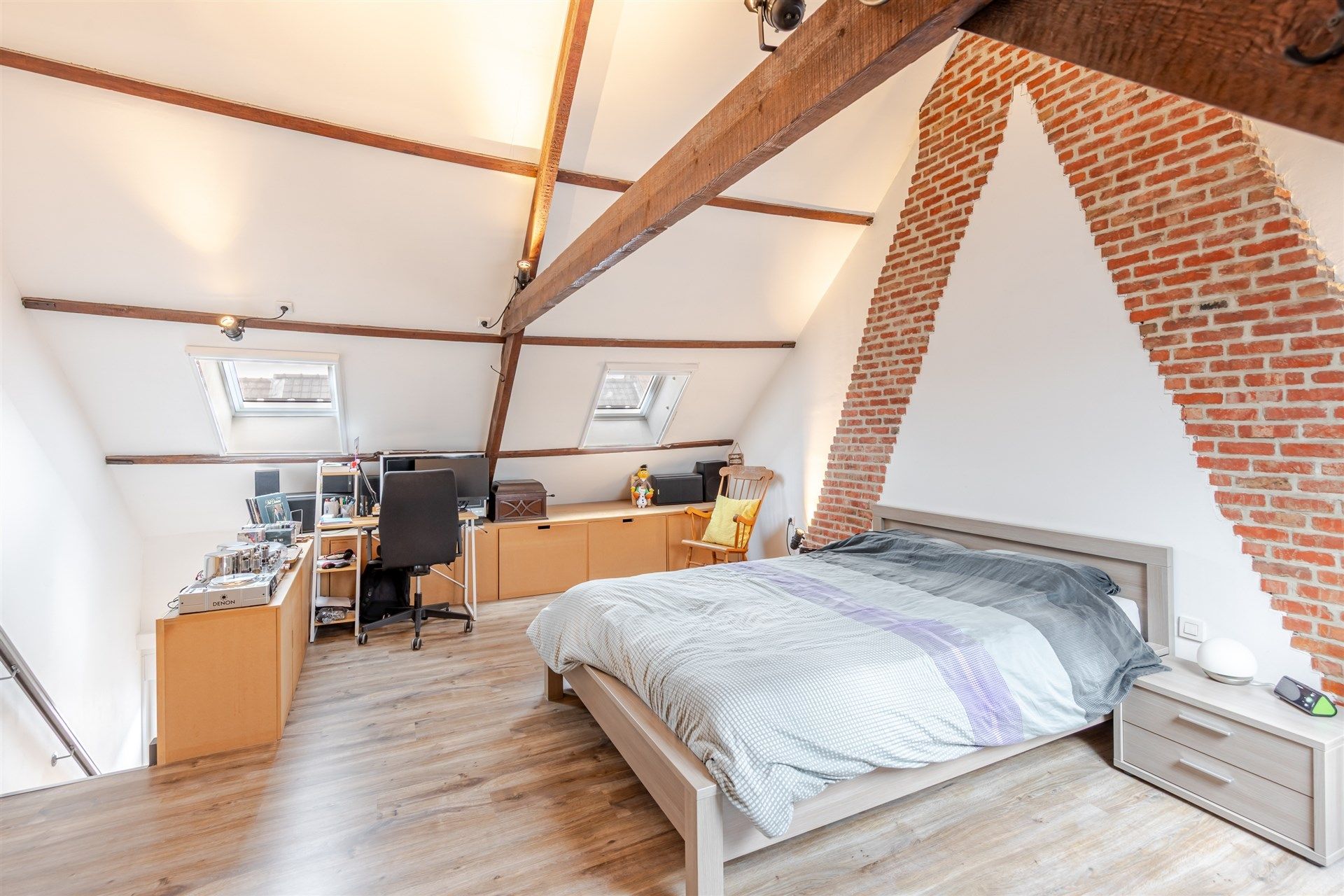 Instapklare woning met grote tuin, terras in Lebbeke foto 16