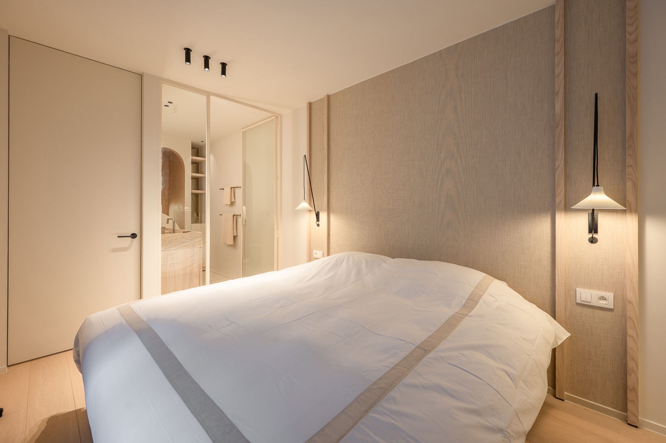Stijlvol gerenoveerd appartement in het hart van het Zoute.. foto 25