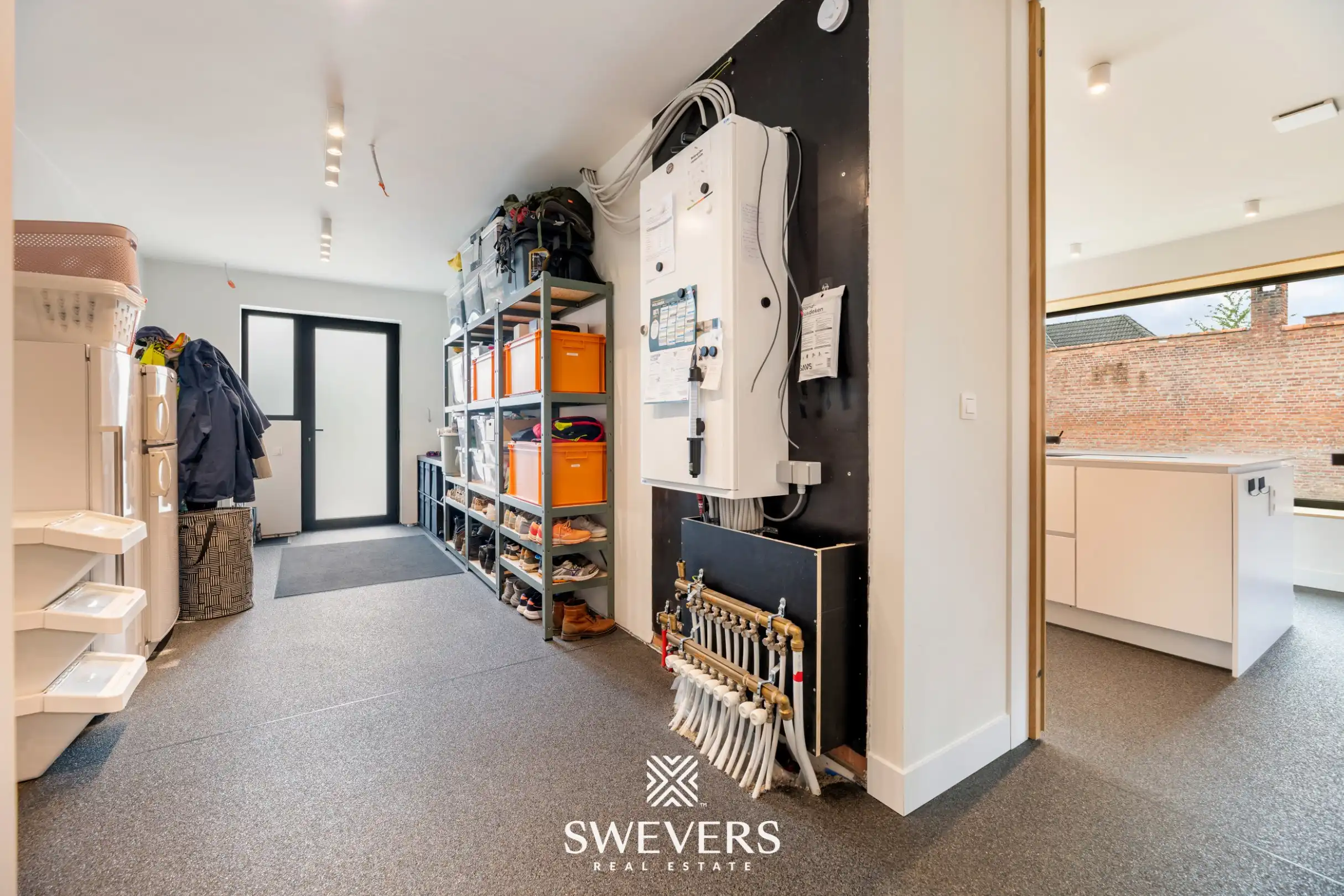 Ruime gerenoveerde woning op topligging foto 28