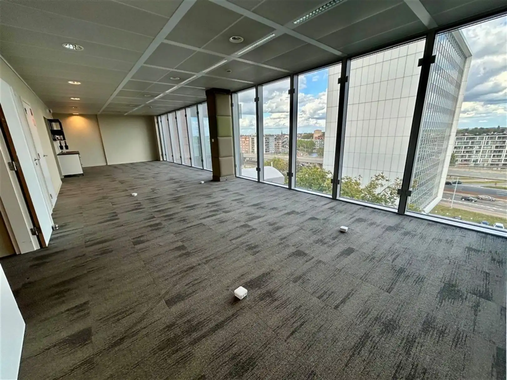 Kantoren aan het op- en afrittencomplex Gent-Zuid vanaf 437m² tot 2.136 m² foto 9