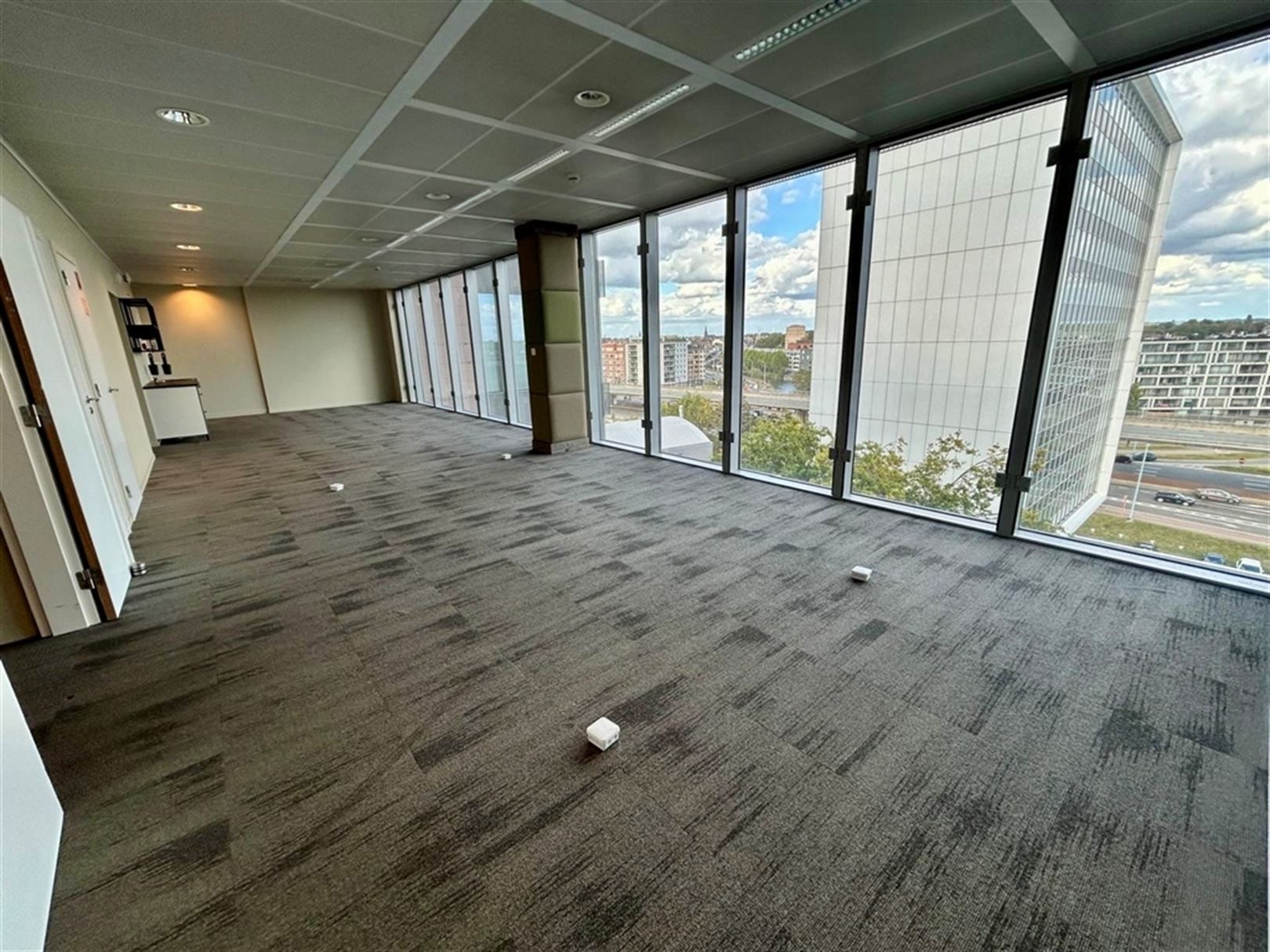Kantoren aan het op- en afrittencomplex Gent-Zuid vanaf 437m² tot 2500 m² foto 9
