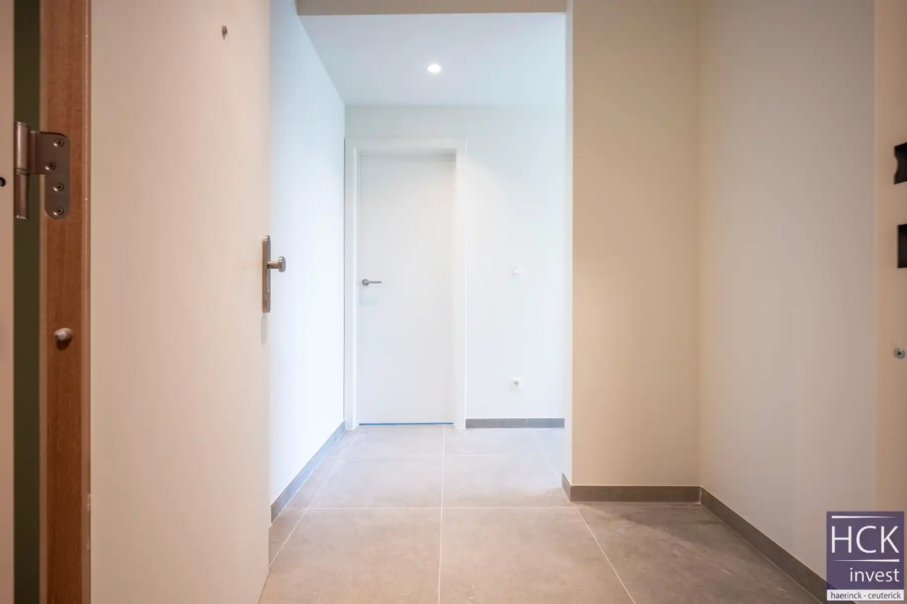 KRUISHOUTEM - Nieuwbouwappartement met high-end afwerking! foto 2