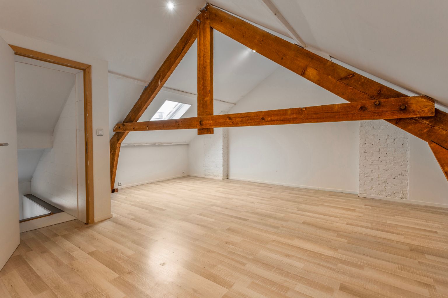 RIJWONING MET TUIN OP RUSTIGE LOCATIE VLAKBIJ DE VIANDER  foto 21