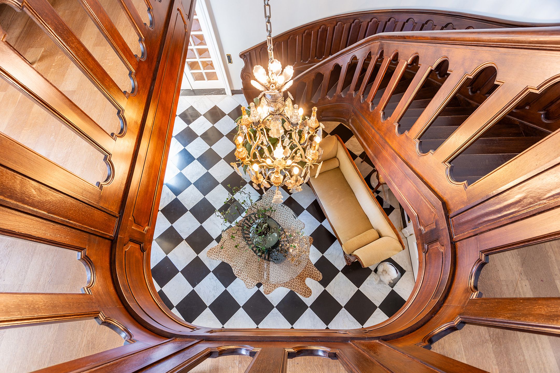 Exclusieve villa op 1.1ha met binnenzwembad, spa en lift  foto 30