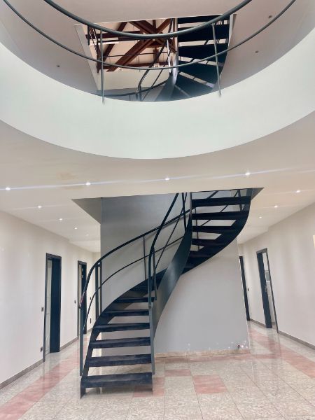 Villa met zee van ruimte , ideaal om te wonen + werken ! foto 12