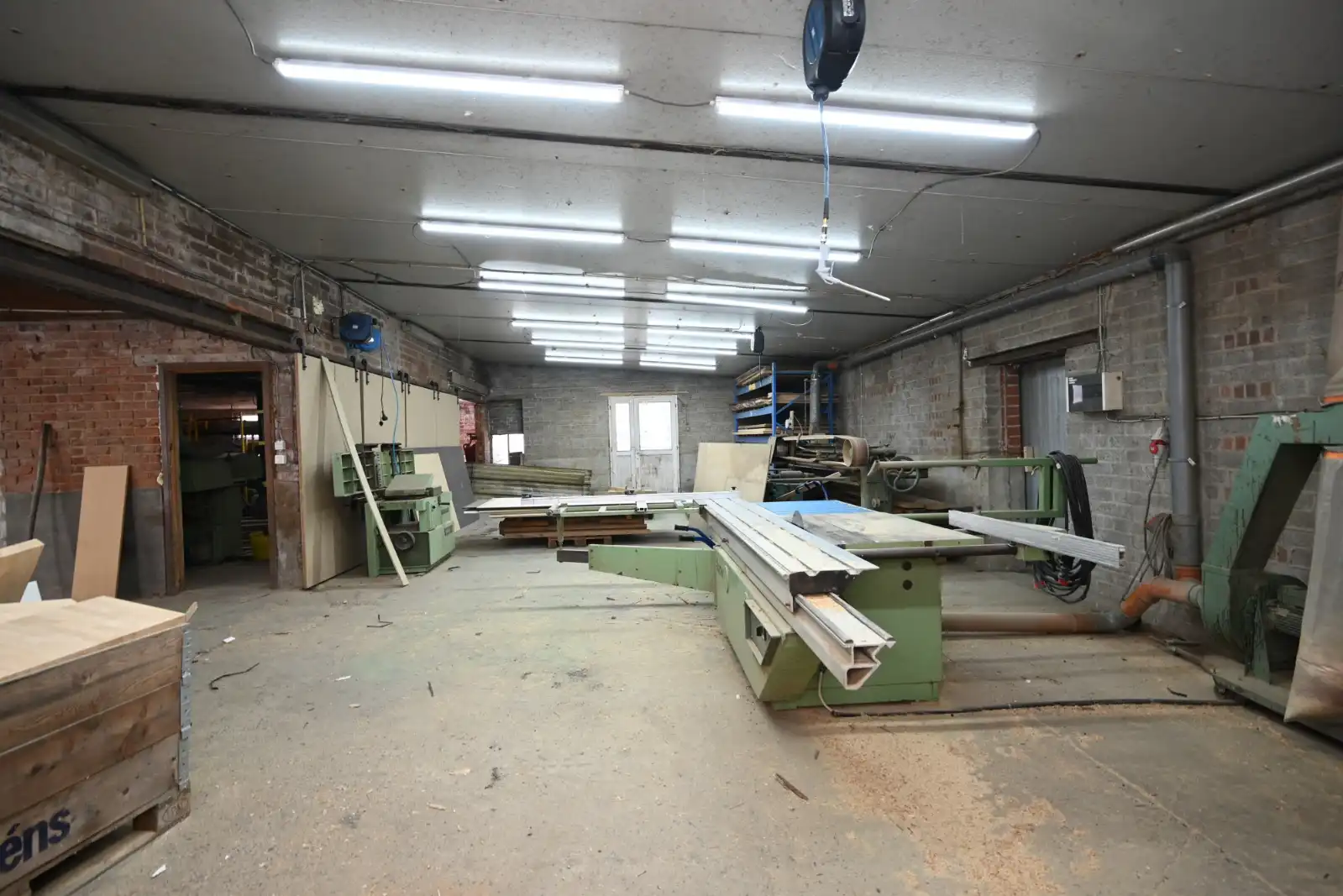 Ruime opslagruimte te huur in Ledegem (380 m²) foto 7