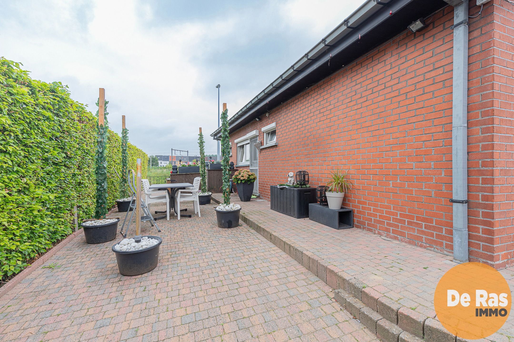 BURST – Centraal gelegen bungalow met 2 slpks  foto 15