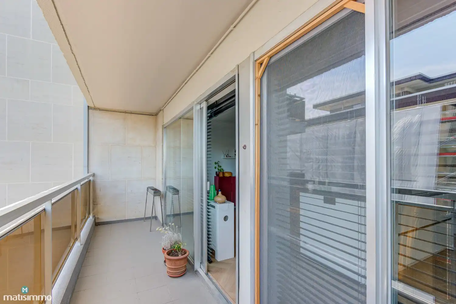 RECENT GERENOVEERD APPARTEMENT MET 2 SLAAPKAMERS, 2 TERRASSEN EN ZICHT OP HET GROEN IN DE KATARINAWIJK (OPTIONEEL: RUIME GARAGEBOX IN DE KELDERVERDIEPING) foto 22
